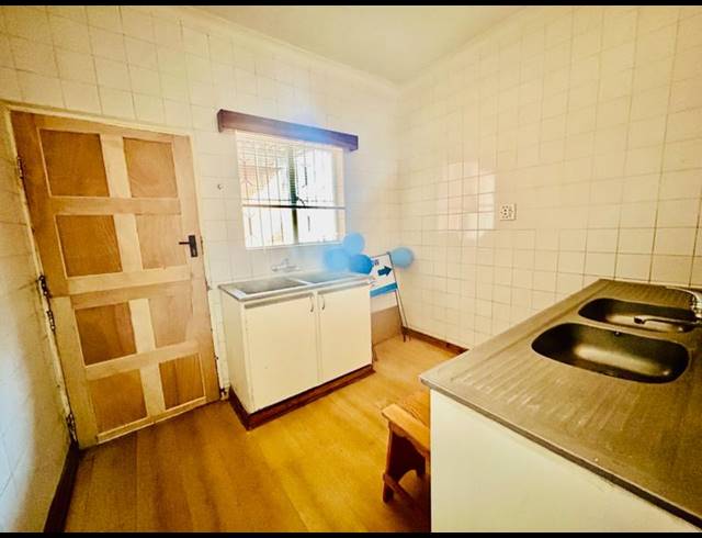 3 BEDROOM HOUSE FOR SALE IN VANDERBIJLPARK CE 1